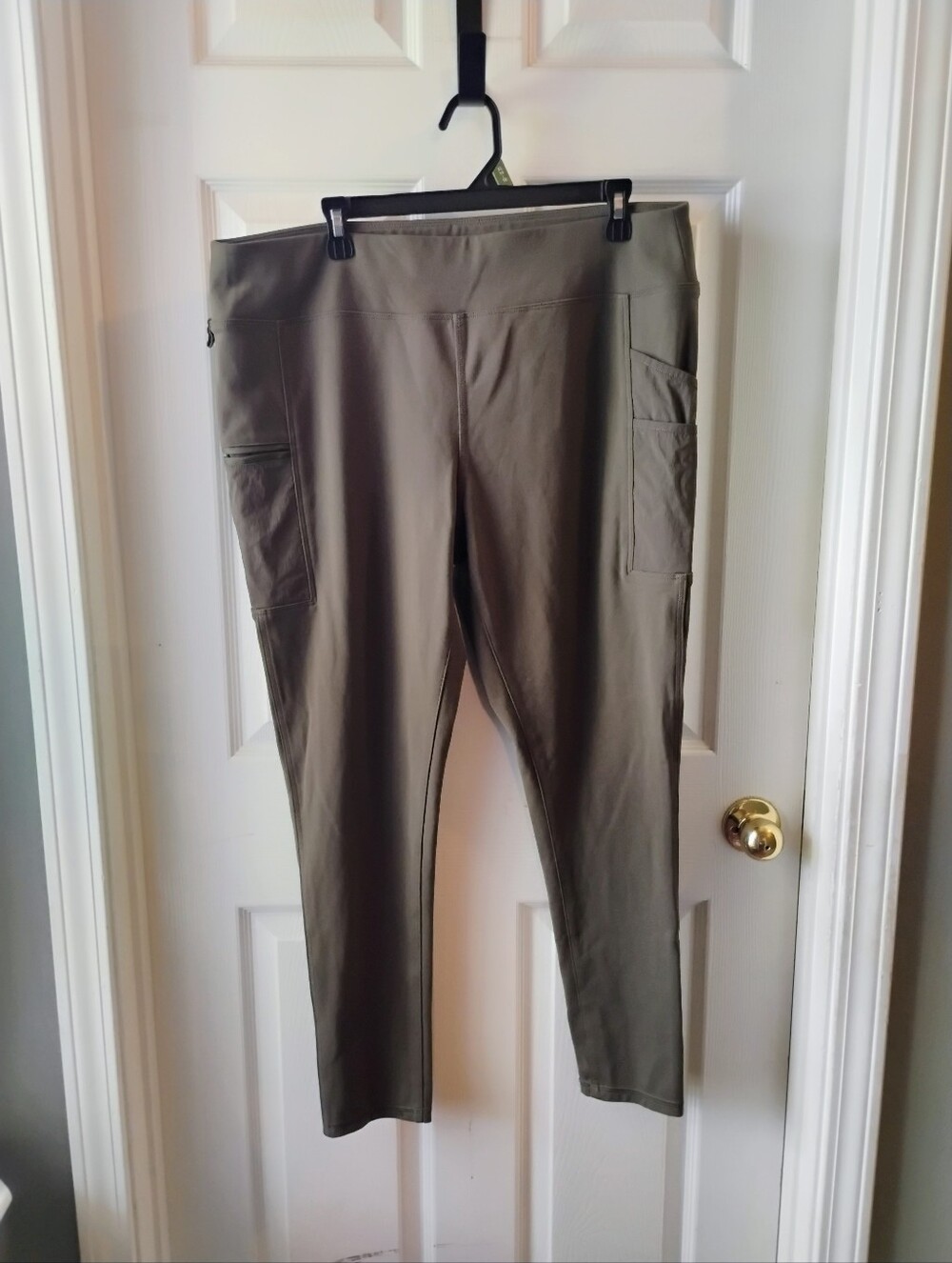 Carhartt Olive Green Utility Leggings with Side Pockets